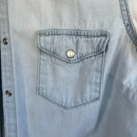 Gap Vintage Denim Shirt - Picture 4 of 6